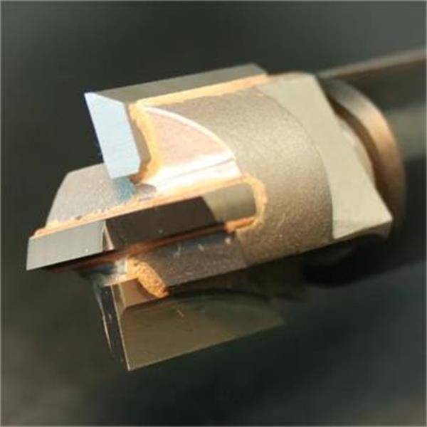 IGM 137-CWB16 - Zadlabávací fréza SK pr. 16,0 mm, stopka 8 mm, pro dřevěné dveře